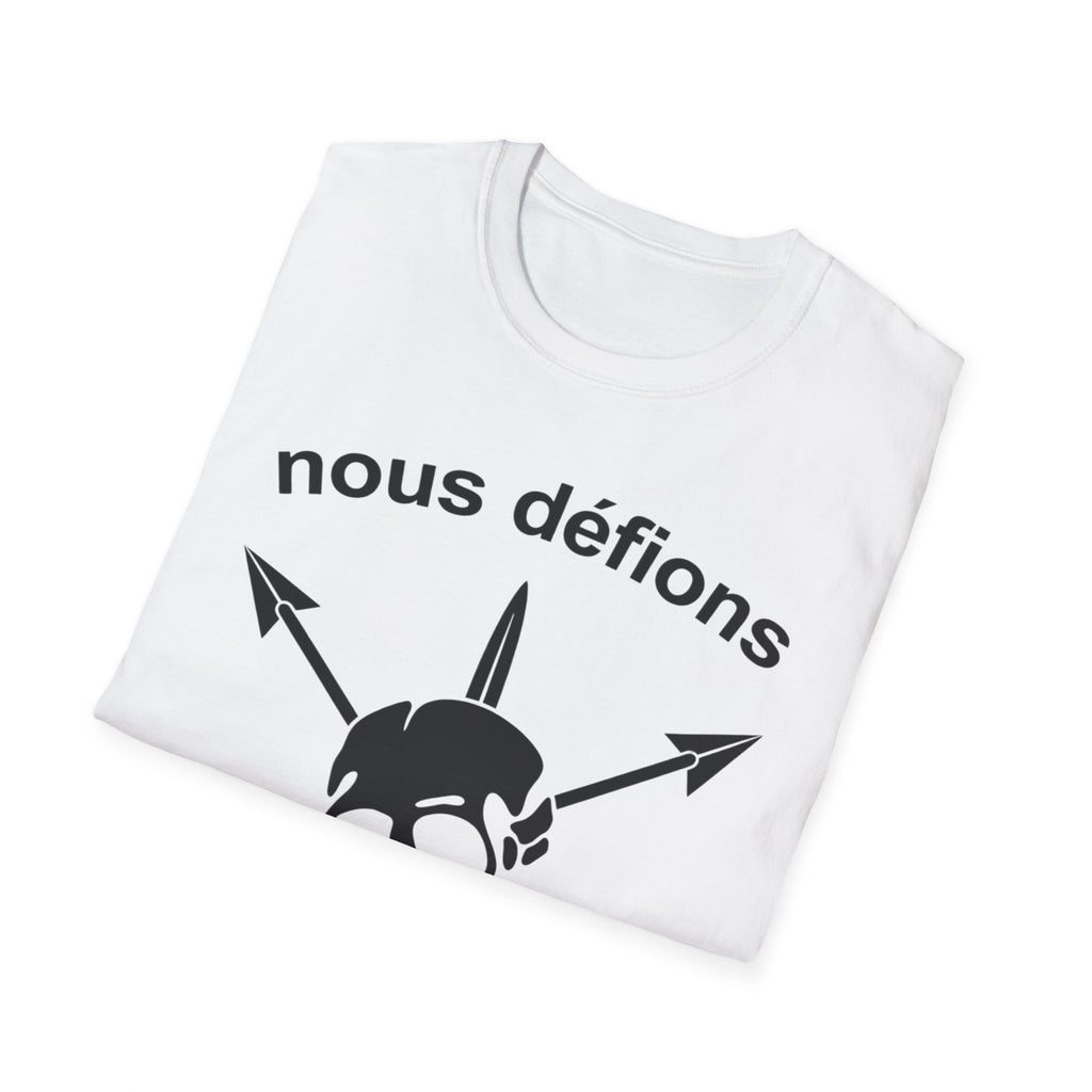 WW2 French Resistance Inspired T-Shirt Nous défions with skull and crossed bones